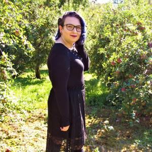 Meet your Posher, Alaina